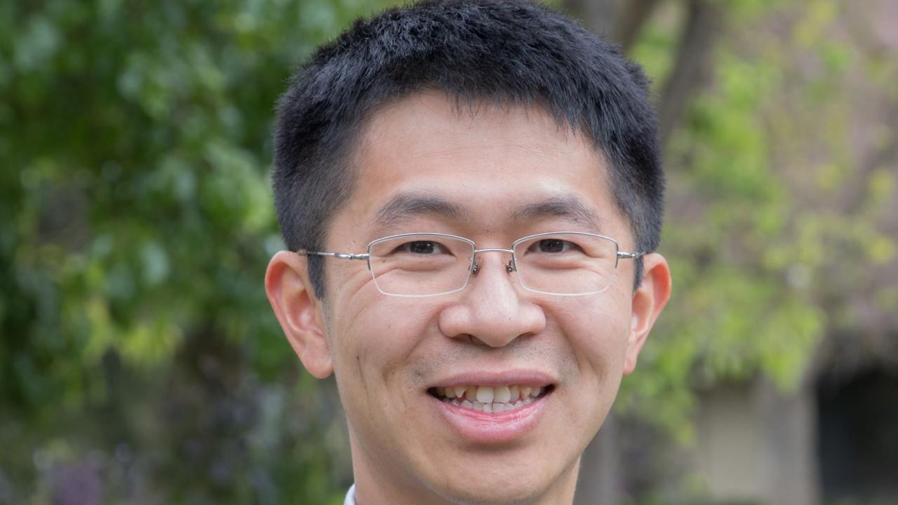 Weijian Yang